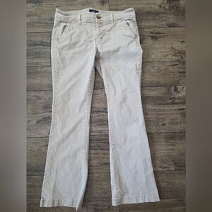 *American Eagle Outfitters Women's‎ Tan Straight Leg Jeans Size 8 Short